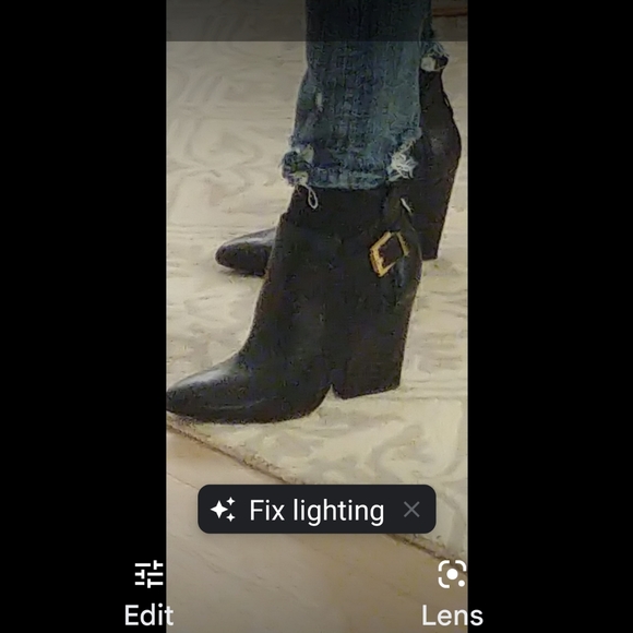 Guess woman's ankle boots size 7 - Picture 4 of 4